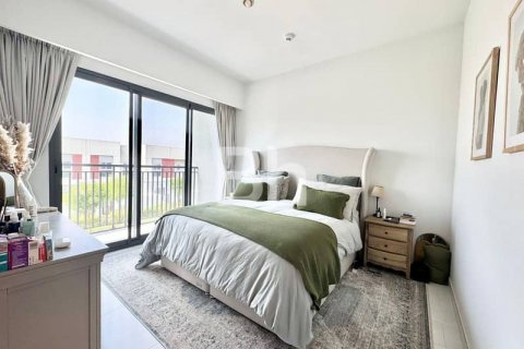 Villa te huur in Dubai Land, Dubai, VAE 4 slaapkamers, 230 vr.m., nr 643896 - foto 6
