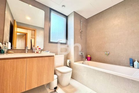 Villa te huur in Dubai Land, Dubai, VAE 4 slaapkamers, 230 vr.m., nr 643896 - foto 10