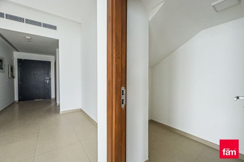 Casa urbana para arrendamento em Dubai, EAU 3 quartos, 325 m2 № 711414 - foto 12