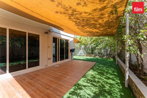 Casa urbana para arrendamento em Dubai, EAU 3 quartos, 325 m2 № 711414 - foto 2
