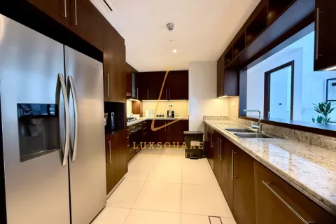 Lägenhet uthyres i Downtown Dubai (Downtown Burj Dubai), Dubai, UAE 3 sovrum, 170 kvm Nr. 658850 - fotografi 4