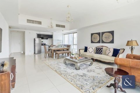 Apartmen di Business Bay, Dubai, UAE 2 bilik tidur, 136 meter persegi № 668446 - foto 10