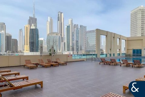 Apartmen di Business Bay, Dubai, UAE 2 bilik tidur, 136 meter persegi № 668446 - foto 3