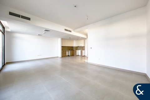 Stadthaus zur Miete in Town Square, Dubai, VAE 3 Schlafzimmer, 188 m2 Nr. 668447 - Foto 1