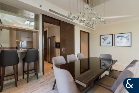 Apartmen di Downtown Dubai (Downtown Burj Dubai), UAE 3 bilik tidur, 184 meter persegi № 668442 - foto 4