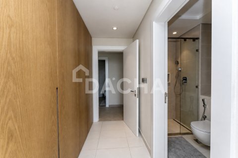 Palm Jumeirah, Dubai, UAE의 판매용 아파트 침실 2개, 138제곱미터 번호 752077 - 사진 20