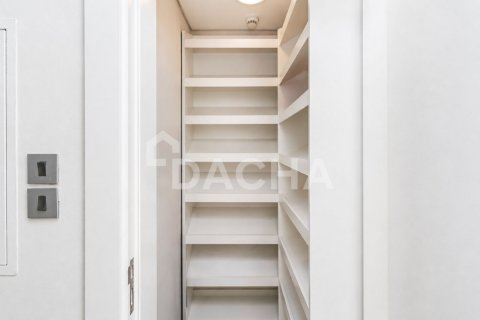 Palm Jumeirah, Dubai, UAE의 판매용 아파트 침실 2개, 138제곱미터 번호 752077 - 사진 12