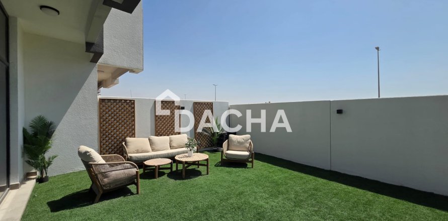 Városi lakóépület itt: Dubai, EAE, 4 hálószoba, 190 m², azonosító: 752075