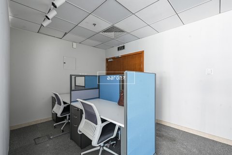 Business Bay, Dubai, UAE의 임대용 사무실 86.9제곱미터 번호 640852 - 사진 4
