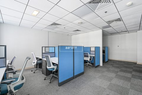 Business Bay, Dubai, UAE의 임대용 사무실 86.9제곱미터 번호 640852 - 사진 5