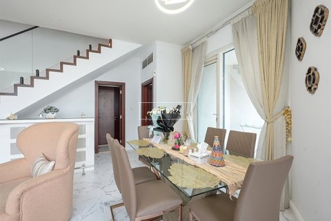 Lakás itt: Jumeirah Lake Towers, Dubai, EAE, 2 hálószoba, 160 m², azonosító: 640851 - fénykép 2