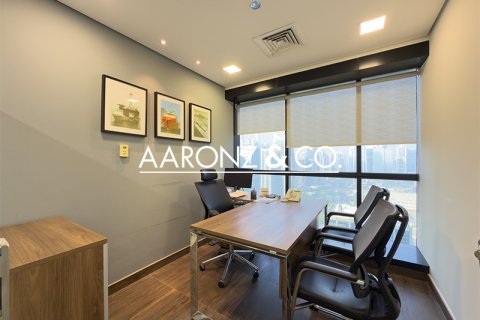 Üürile anda kontor asukohaga Jumeirah Lake Towers, Dubai, AÜE: 115.7 m² Nr 640854 - pilt 12