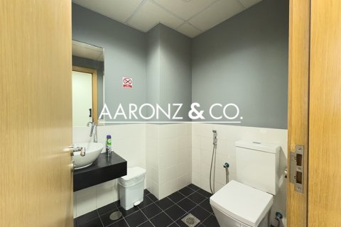 Üürile anda kontor asukohaga Jumeirah Lake Towers, Dubai, AÜE: 115.7 m² Nr 640854 - pilt 11
