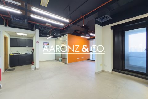 Üürile anda kontor asukohaga Jumeirah Lake Towers, Dubai, AÜE: 115.7 m² Nr 640854 - pilt 14