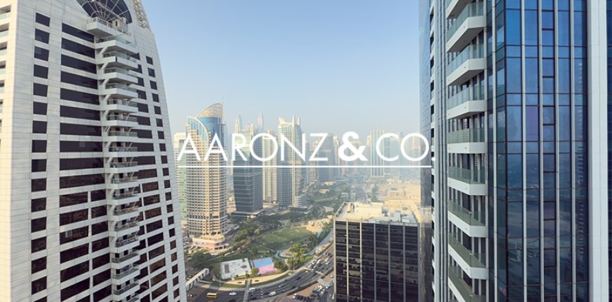 Kontor asukohaga Jumeirah Lake Towers, Dubai, AÜE: 115.7 m² Nr 640854