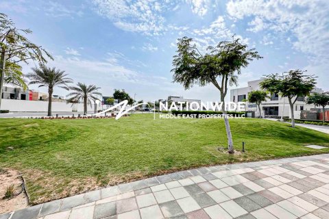 Villa til salg i Abu Dhabi, UAE 5 soveværelser, 1844 kvm № 659328 - foto 7