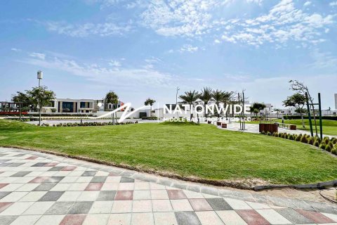 Villa til salg i Abu Dhabi, UAE 5 soveværelser, 1844 kvm № 659328 - foto 3