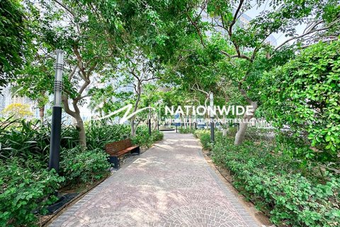 Lägenhet till försäljning i Abu Dhabi, UAE 2 sovrum, 128 kvm Nr. 659324 - fotografi 14