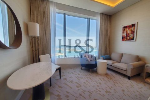 Apartament de închiriat în Palm Jumeirah, Dubai, EAU 49 mp.  №642217 - poză 2