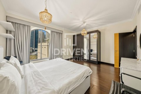Paritalo Jumeirah Beach Residence, Dubai, Arabiemiraatit 4 makuuhuonetta, 389.36 m2 № 767168 - kuva 8
