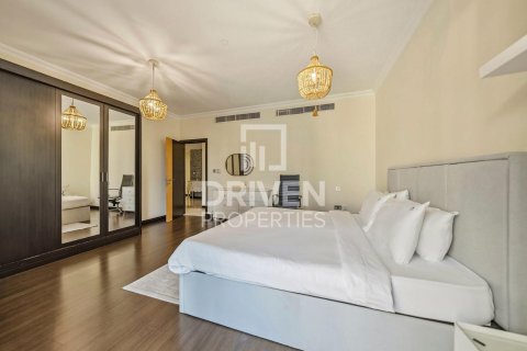 Paritalo Jumeirah Beach Residence, Dubai, Arabiemiraatit 4 makuuhuonetta, 389.36 m2 № 767168 - kuva 15