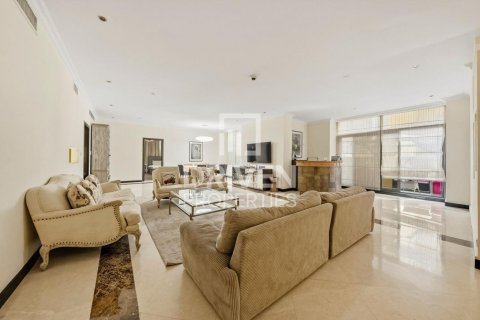 Paritalo Jumeirah Beach Residence, Dubai, Arabiemiraatit 4 makuuhuonetta, 389.36 m2 № 767168 - kuva 19