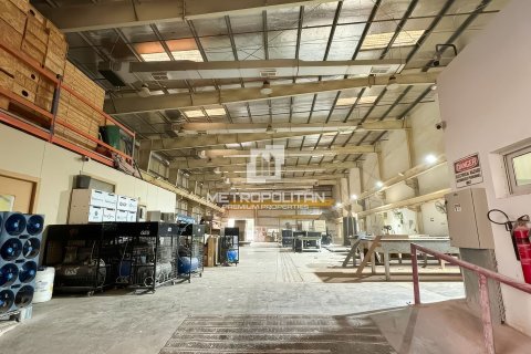 Varasto Dubai, Arabiemiraatit 5888.7 m2 № 663128 - kuva 8