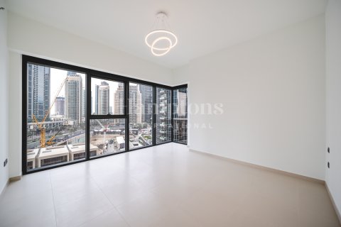 Huoneisto Downtown Dubai (Downtown Burj Dubai), Arabiemiraatit 2 makuuhuonetta, 127.18420700 m2 № 660716 - kuva 14
