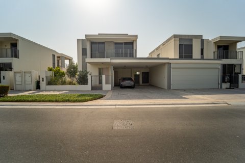 Villa in Dubai, VAE 3 slaapkamers, 419 vr.m. nr 734262