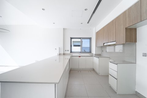 Müüa villa asukohaga Dubai, AÜE: 3 magamistoaga, 419 m² Nr 734262 - pilt 8