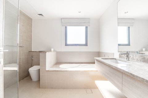 Müüa villa asukohaga Dubai, AÜE: 3 magamistoaga, 419 m² Nr 734262 - pilt 19