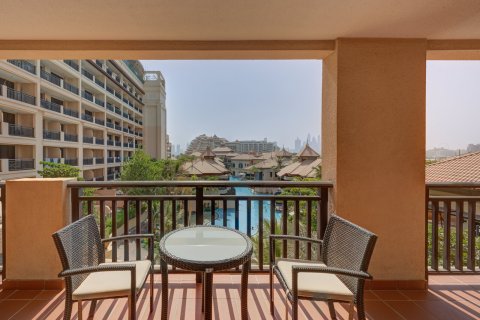 Appartement te koop in Palm Jumeirah, Dubai, VAE 2 slaapkamers, 165 vr.m., nr 734260 - foto 22
