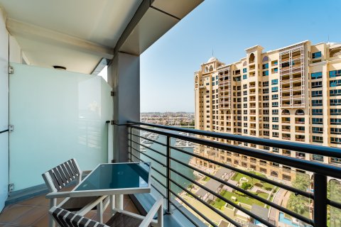 Apartament në Palm Jumeirah, Dubai, Emiratet e Bashkuara Arabe 1 dhomë gjumi, 82 m2. № 734258