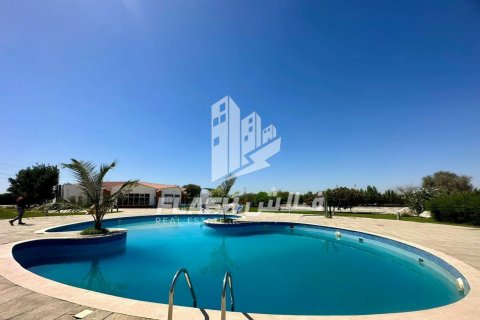 Lägenhet till försäljning i Yasmin Village, Ras Al Khaimah, UAE 2 sovrum, 110 kvm Nr. 730688 - fotografi 16