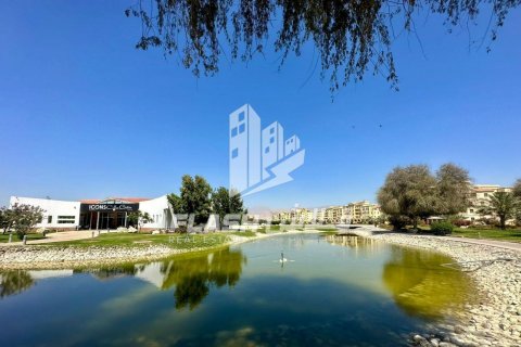 Lägenhet till försäljning i Yasmin Village, Ras Al Khaimah, UAE 2 sovrum, 110 kvm Nr. 730688 - fotografi 17