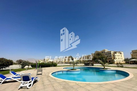 Lägenhet till försäljning i Yasmin Village, Ras Al Khaimah, UAE 2 sovrum, 110 kvm Nr. 730688 - fotografi 15