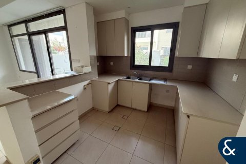 ویلا برای اجاره در Town Square، Dubai، امارات متحده عربی 3 خوابه ، 207 متر مربع ، شماره 671257 - تصویر 5