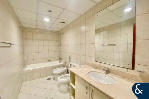 Apartmen di Motor City, Dubai, UAE 3 bilik tidur, 272 meter persegi № 671258 - foto 14