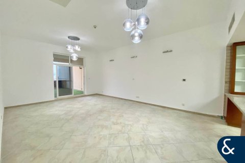 Apartmen di Motor City, Dubai, UAE 3 bilik tidur, 272 meter persegi № 671258 - foto 6