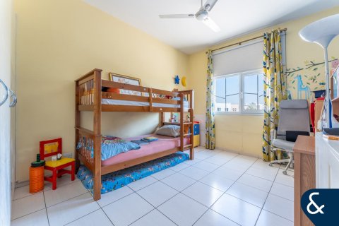 וילה למכירה ב The Lakes, Dubai, איחוד האמירויות  3 חדרי שינה, 282 מ"ר, מספר 671233 - תמונה 13