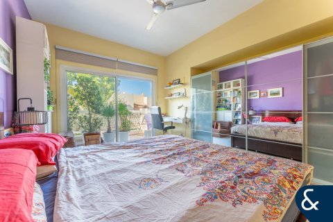 וילה למכירה ב The Lakes, Dubai, איחוד האמירויות  3 חדרי שינה, 282 מ"ר, מספר 671233 - תמונה 10