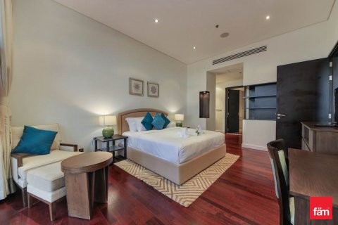 Apartament na sprzedaż w Palm Jumeirah, Dubai, ZEA 1 sypialnia, 138.8 mkw., nr 696692 - zdjęcie 9