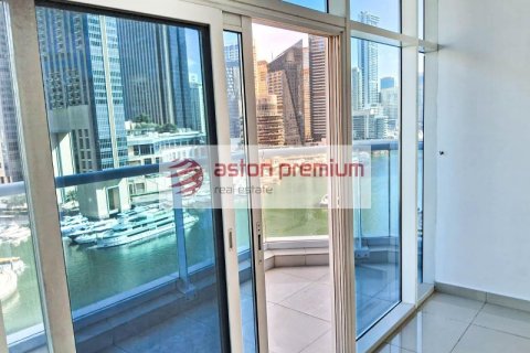 Apartment in Dubai Marina, UAE 2 bedrooms, 120 sq.m. № 698609 - photo 15