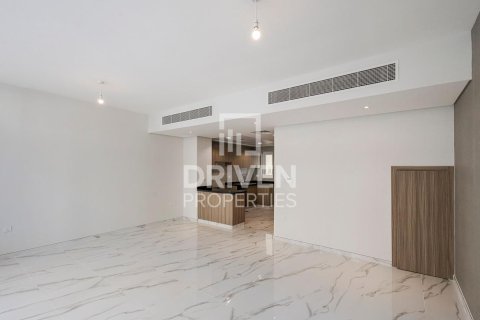 Radový dom v Dubai, SAE 3 spálne, 159.89 m2 č. 746050