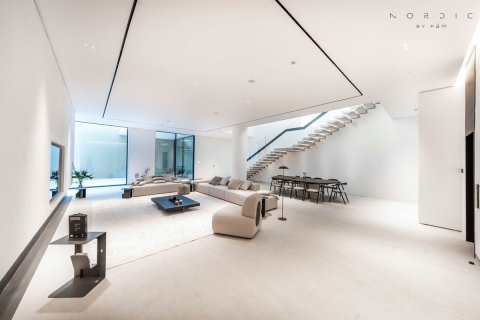 Villa in Al Wasl, Dubai, UAE 6 bedrooms, 994.3 sq.m. № 659145 - photo 28