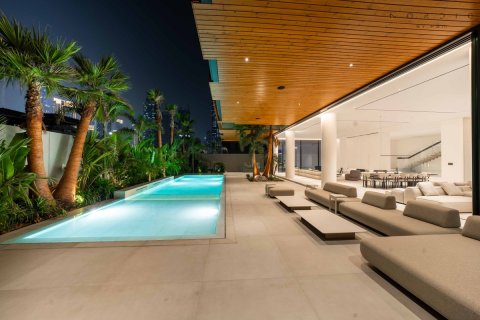 Villa in Al Wasl, Dubai, UAE 6 bedrooms, 994.3 sq.m. № 659145 - photo 24