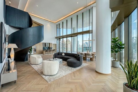 Penthouse di JUMEIRAH LIVING BUSINESS BAY di Business Bay, Dubai, UEA 5 kamar tidur, 562 m2 nomor 696488 - foto 2