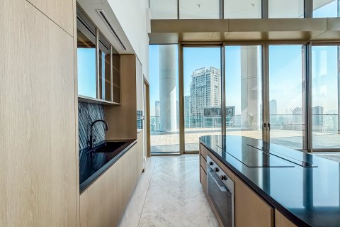 Penthouse di JUMEIRAH LIVING BUSINESS BAY di Business Bay, Dubai, UEA 5 kamar tidur, 562 m2 nomor 696488 - foto 6