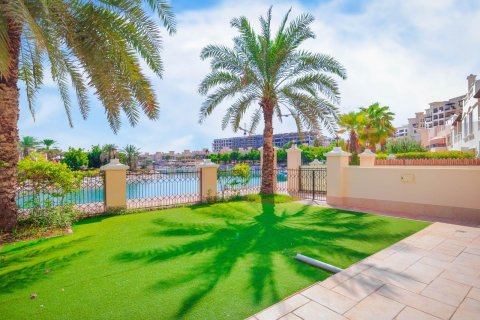 Al Hamra Village、Ras Al Khaimah、UAE にあるタウンハウスの賃貸物件 3ベッドルーム、250 m2、No656849 - 写真 22