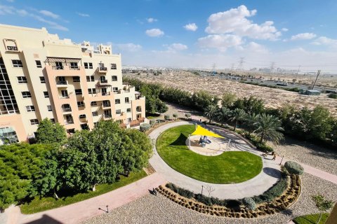 Golf City, Dubai, UAE의 판매용 아파트 침실 2개, 104제곱미터 번호 696195 - 사진 18